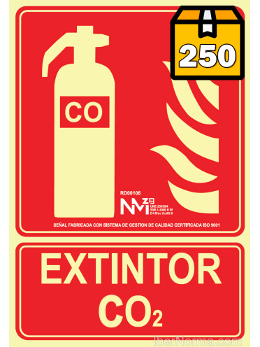 [1.40€/ud.] Caja 250 ud. - Señal Extintor CO2 - PVC - NMZ (Normaluz)