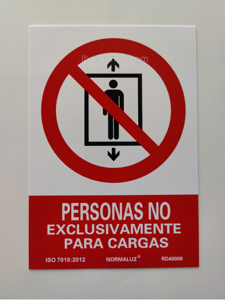 Señal Personas no Exclusivamente para cargas - PVC - NMZ (Normaluz)