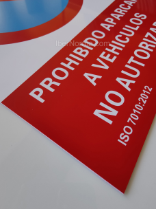 Señal Prohibido aparcar a vehículos no autorizados - PVC - NMZ (Normaluz) 2