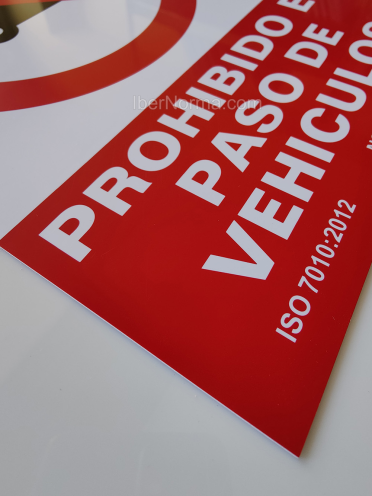Señal Prohibido el paso de vehículos - PVC - NMZ (Normaluz)